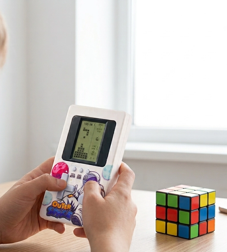 Consola de Juegos Retro Portátil